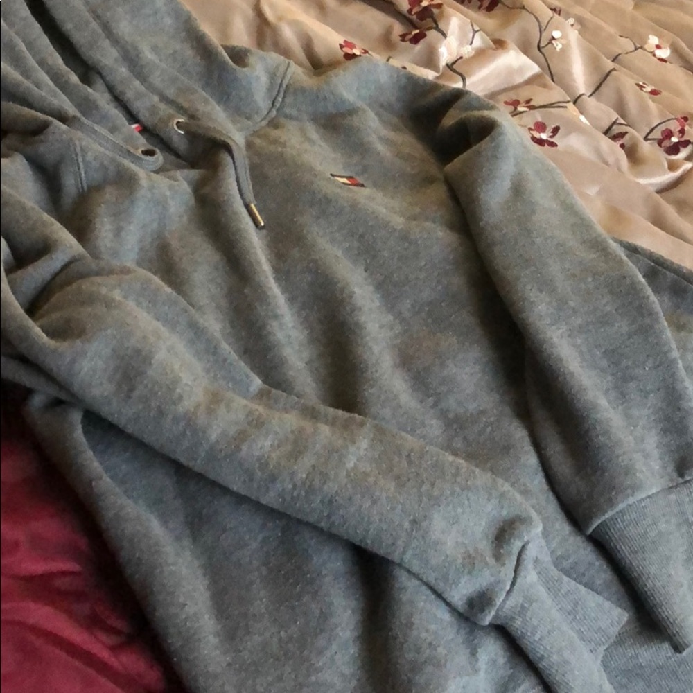 Sold on Curtsy!